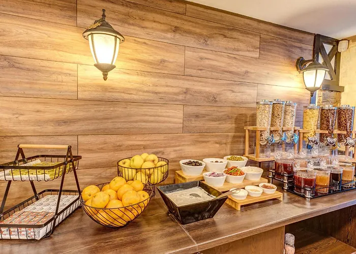 Castle 203 Apartment *